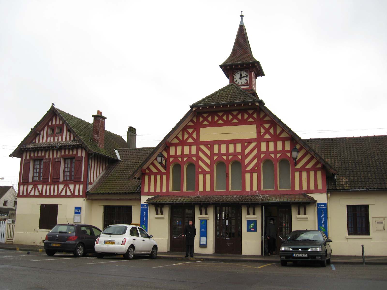 Gare de Taverny : horaires, histoire et informations pratiques